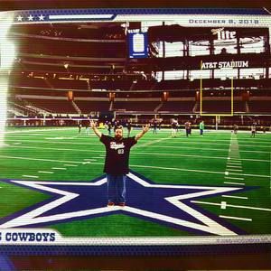 Meet your Posher, Badillo